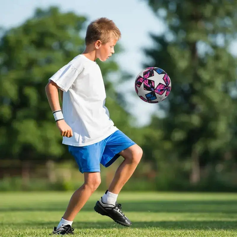 Size 5 Soccer Ball for Training and Matches, Thermal-Bonded Seamless Construction, Durable PU Leather, Machine-Stitched Design for Indoor and Outdoor Use, Perfect Gift for Soccer Enthusiasts